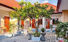 Adhi Homestay